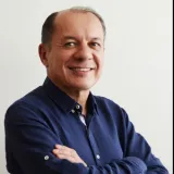 EDMAR - Prof de acompanhar eventos da atualidade - 