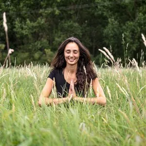Ella - Prof de yoga - Le Cheylard