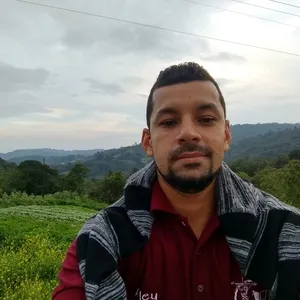 Arley - Profesor de educación ciudadana - Medellín