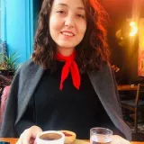 Meryem - Satranç öğretmeni - 