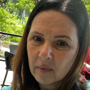 Elaine - Professor de hebraico - São Paulo