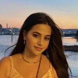 Derya - Türkçe öğretmeni - 