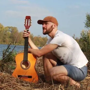 Denis - Prof de guitare - Saint-Quentin