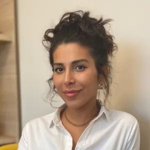 Nurgül - İngilizce öğretmeni - İstanbul