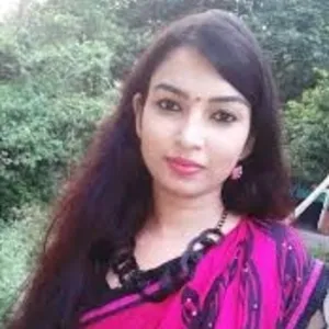 POOJA - History tutor - Delhi