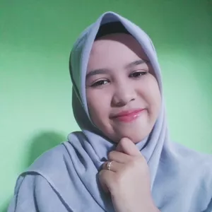 Jihan - Guru dukungan untuk siswa dengan kesulitan matematika - Majalaya