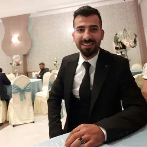 Cemal - Sanat tarihi öğretmeni - 