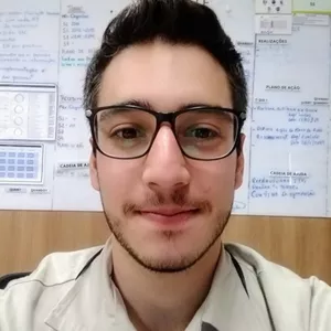 Lucas - Professor de Francês - Paracatu