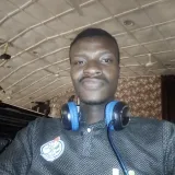 Ephraim - Maths tutor - Zaria
