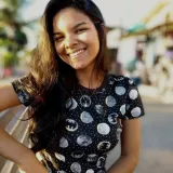 Yasmin - Professor de português - João Pessoa