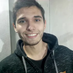 Sergio - profesor de álgebra - Esquina