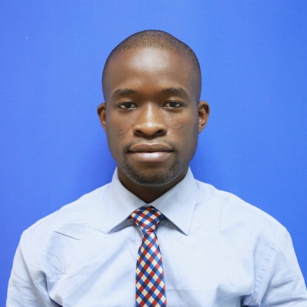 Accounting Teacher offering accounting classes to O'Level, A'Level, professionals and university students