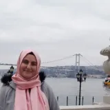Elif - Arapça kelime bilgisi öğretmeni - İstanbul