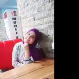Ayse - Tarih öğretmeni - 