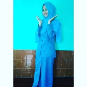 Rina - Guru bahasa inggris - Pelabuhan Ratu