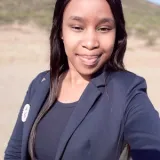 Hlengiwe - Accounting tutor - East London