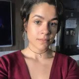 Tainá - Prof de yoga - Azenha