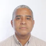 Carlos - Profesor de contabilidad - Santiago