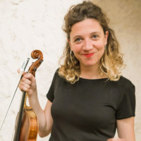 Musicienne Professeur diplômée d'Alto, Violon, Formation Musicale / Solfège, donne cours à Toulouse