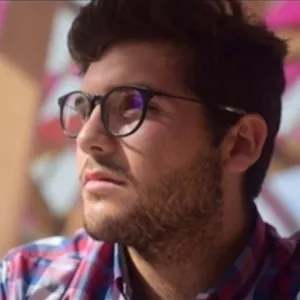 Pierre - Prof de maths - Paris