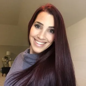 Kelly - Make-up tutor - APO