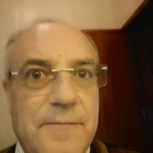 Joaquim - Professor de físico - química - Porto