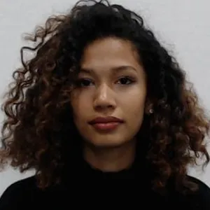 Nisha - Prof de maths - Levallois-Perret