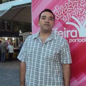 LEONARDO - Prof de história - Porto Alegre