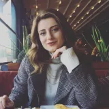 Neslihan - Resim öğretmeni - İstanbul