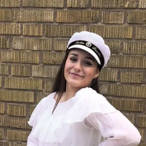 Julia - stavning lärare - Upplands väsby