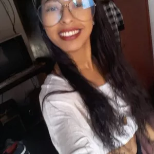 Leidy Dahianna - profesor de lengua y literatura - Medellín