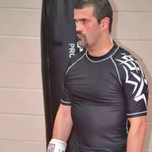 Alfonso - Profe de artes marciales - 
