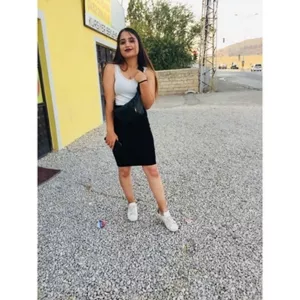 Gamze - İngilizce öğretmeni - Van