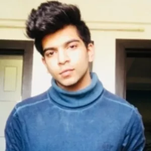 Kunal - Physics teacher - Ahmedabad