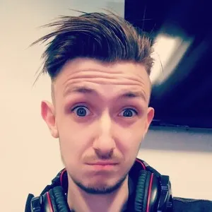 Yann - Prof d'adobe premiere pro - Conflans-Sainte-Honorine