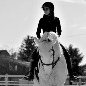 Giulia - Prof d'équitation - Mallemort