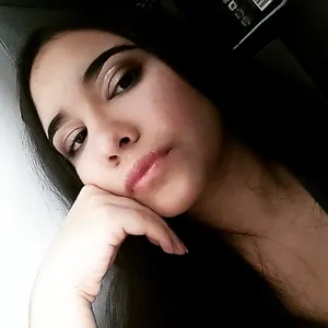 Victoria - Make-up tutor - Bakersfield