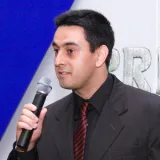 Palestrante Júlio - Professor de expressão oral - inglês - Igara