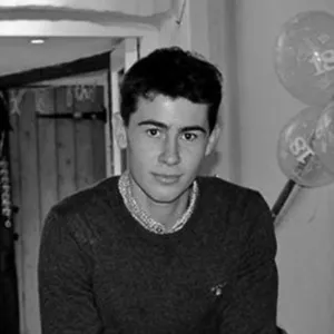 Jolyon - Geography tutor - Reading