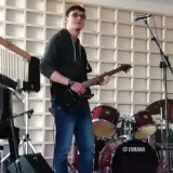 Léo - Prof de guitare - Sillé-le-Guillaume