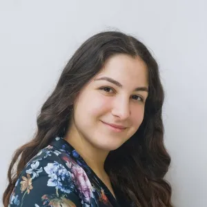 Zina - Piano tutor - London