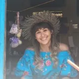 Tuğçe - Sosyoloji öğretmeni - 