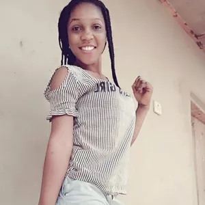 Aboloyinjo - Economics tutor - Lagos