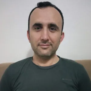 İsmet - Fransızca öğretmeni - 
