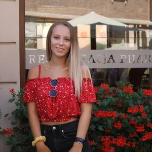 Chloe - Geography tutor - Liversedge