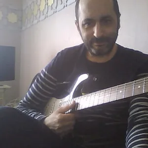 Noureddine - Prof de guitare - Lille