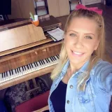 Rebecca - Piano tutor - Bishop's Stortford