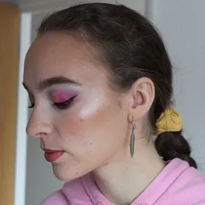 Zoe - Make-up tutor - Chichester
