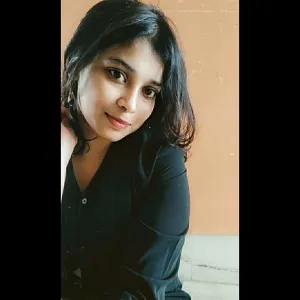 Tanaya - Computer programming tutor - Chinsurah