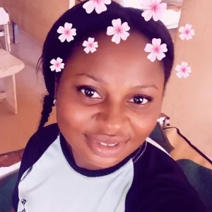 Mariam - Economics tutor - Jos